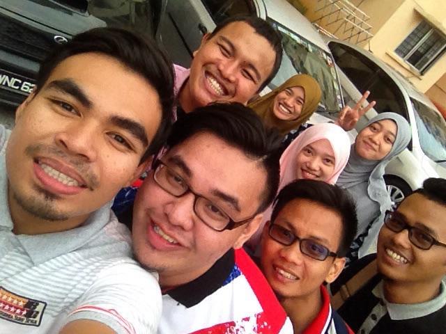 hafizah_sazali's tweet photo. Welfie timee.. raya ke-5 bersama kawan f6. Smpai da dorg ke sg. Buloh. Anda bila lg? 😄
#samtish http://t.co/EGmYdonTFJ