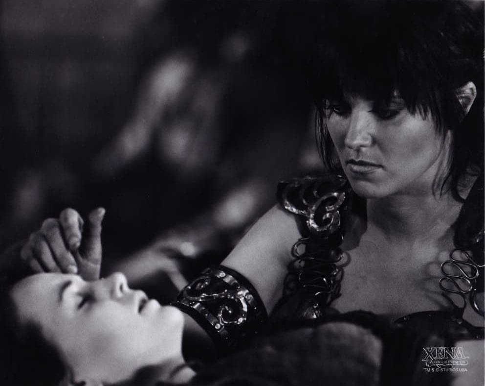 RosieBerri's tweet photo. Hey, @NBCUniversal @UniversalTV! Reboot Xena with @RealLucyLawless & #ReneeOConnor #XenaMovieNow @netflix #NetfliXena http://t.co/W1rngM1pcJ