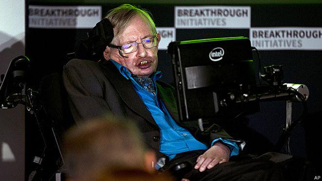 Pajaropolitico's tweet photo. Stephen Hawking dice que es el momento de contactar vida extraterrestre | Reporte @bbcmundo → http://t.co/CD9tdtJ2Sd http://t.co/h7gjeOzlhi
