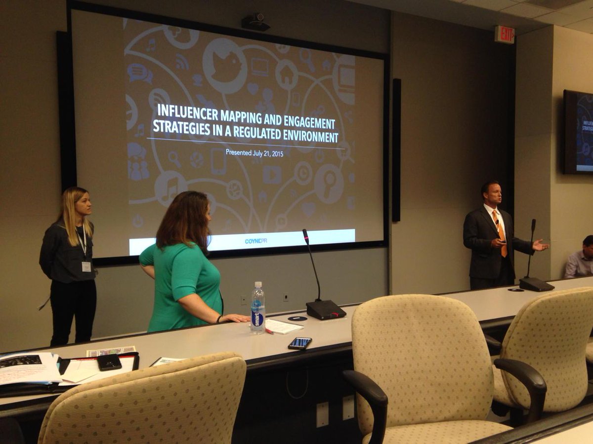 JeanetteMeibach's tweet photo. @coynepr sharing thought leadership on influencer engagement &amp; strategy at @ExLPharmaPR #ExLPRSummit http://t.co/06tILljXSA