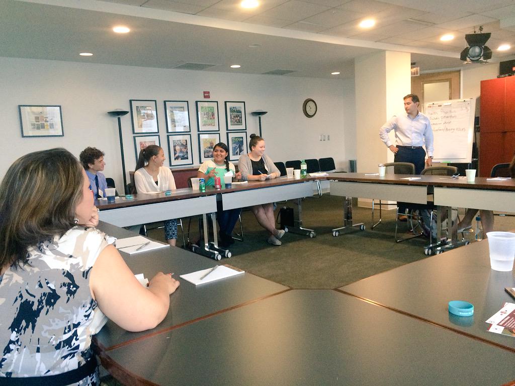 NAPLPInspire's tweet image. Our students share their ideas for health &amp;amp; wellness w/ @Center4Native Youth! #NativeYouth inspiring innovation!