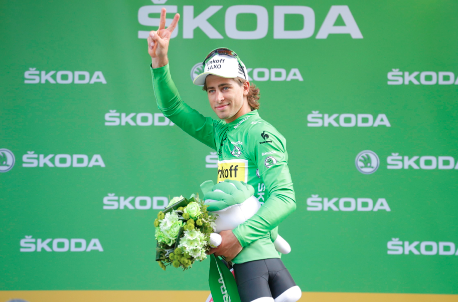 #TDF2015 / Leaders:
#MaillotJaune + #MaillotaPois: <a href="/chrisfroome/">Chris Froome</a>
#MaillotVert: <a href="/petosagan/">Peter Sagan</a> 
#MaillotBlanc: <a href="/NairoQuinCo/">NairoQuinCo</a>