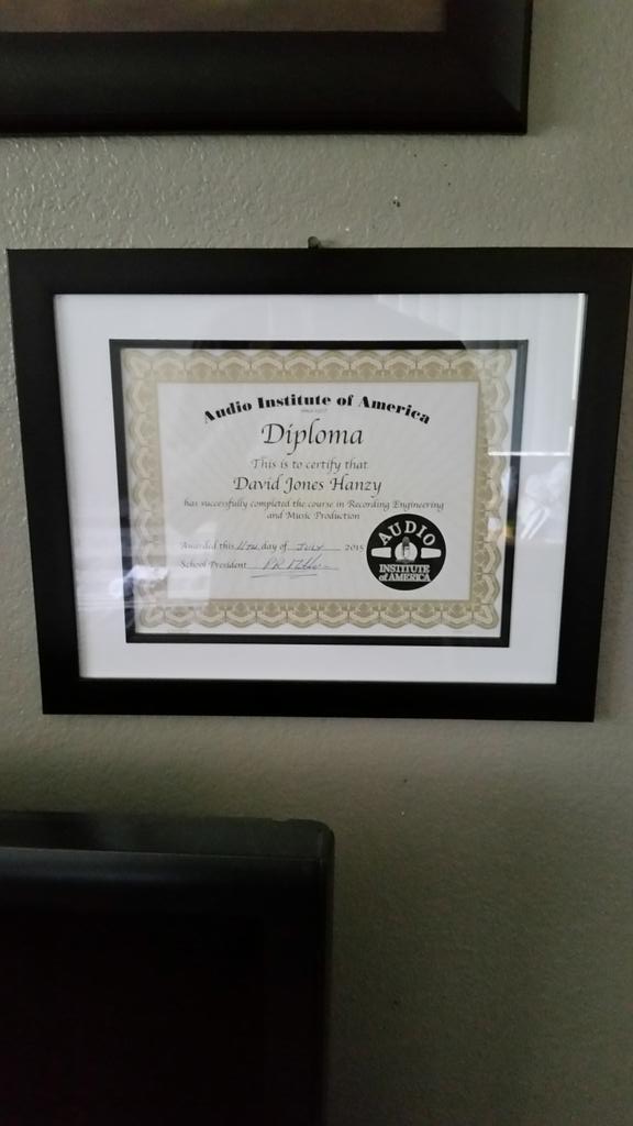 FadedBoyz's tweet image. #Certified audio engineer 
#protoolsoperator