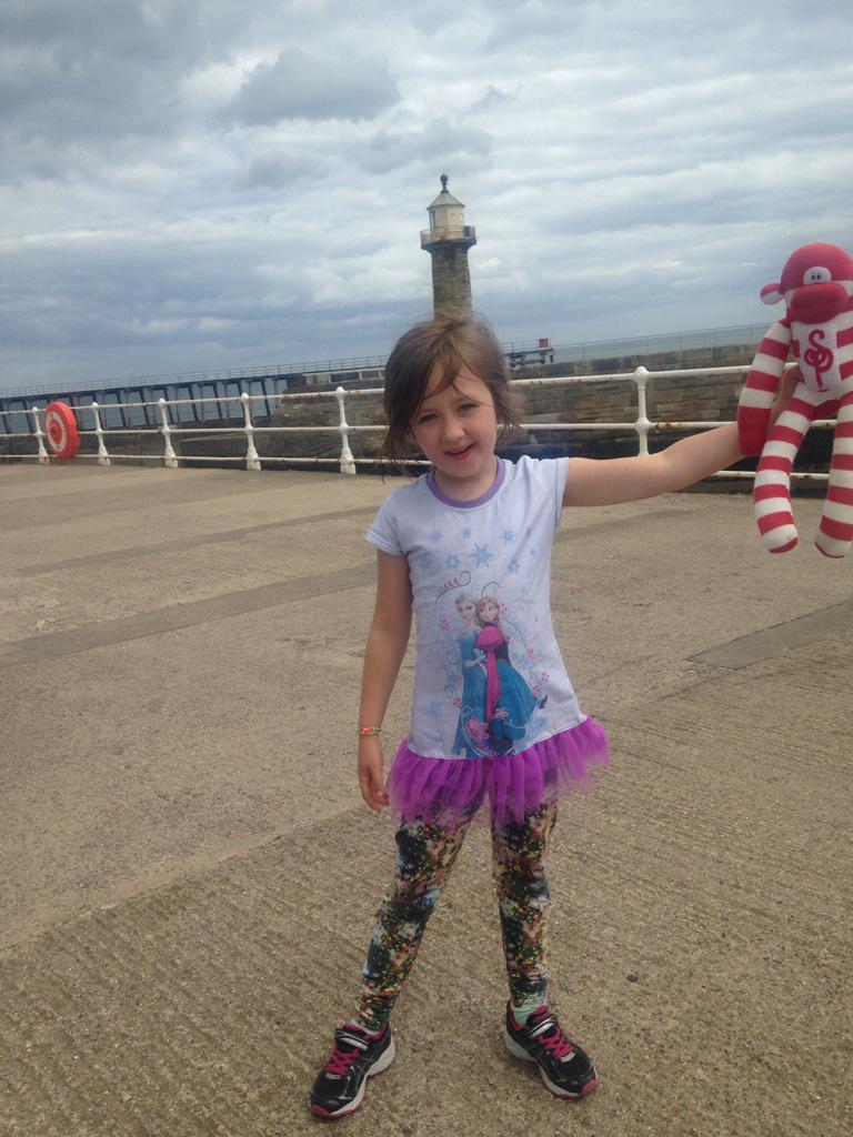PartyMonkey2014's tweet photo. @SM_02_002 the little human was helping me see, does this help any more? http://t.co/xmH7E6LpZv