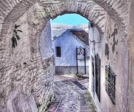 luxurytravel's tweet photo. Unspoiled Andalucia: 5 reasons to visit La Axarquia this season  http://t.co/w7YraGrTMN http://t.co/SfmOCF9CUN