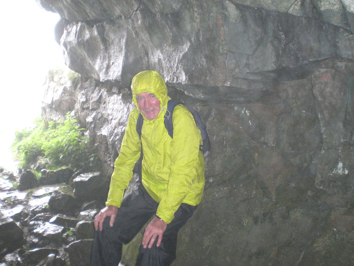 NLFwalkers's tweet photo. great pic of uncle Vic in jubilee cave on Settle walk sums up the english summer http://t.co/Tr46WbpVUn