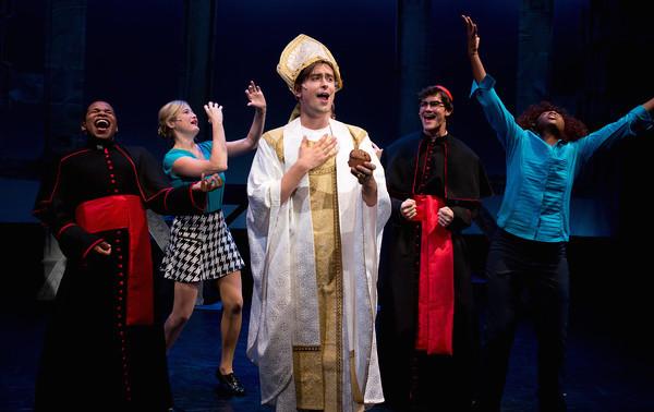 Pope is “winningly played by Sam Bolen with aw-shucks sincerity." <a href="/NYTimesTheater/">NYT Theater</a> #GottaBePope