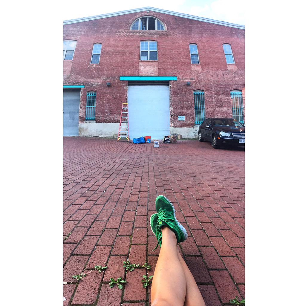MissChelove's tweet photo. #DCAlleyMuseum start! Gates by fam #BillWarrell #IonaRozealBrown @aniekanreloaded @lisamariestudio & me in #ShawDC ππ http://t.co/sinTbGTj2N