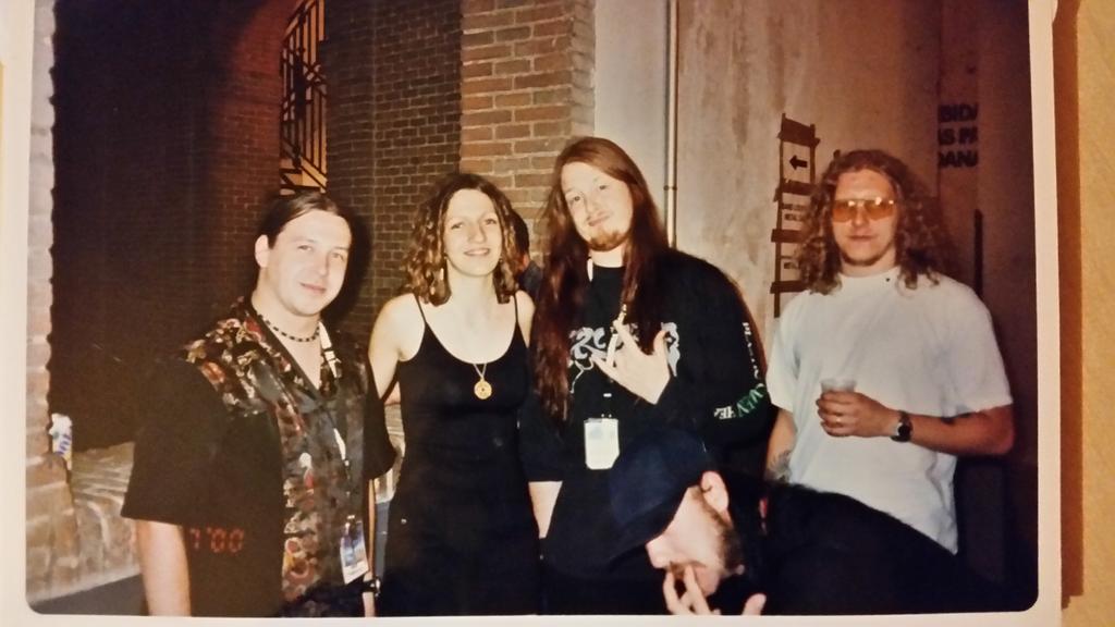 IsaGarciaNavas's tweet photo. I've just found this picture. July but 15 years ago :-) With @Michael_Amott @Spiritual_B in Madrid. http://t.co/7OsgypsAls