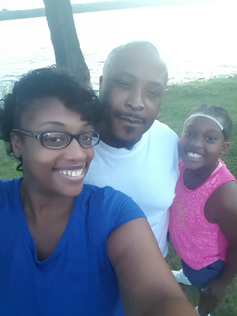 DaLady3's tweet image. My fam -1