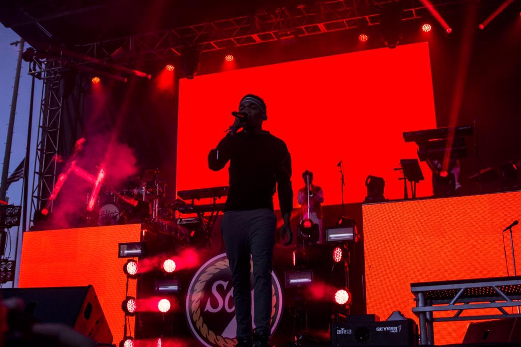 WGCI's tweet photo. .@chancetherapper #ChancePitchfork 📷 @mookie_1986 http://t.co/jCkAHjpFgO