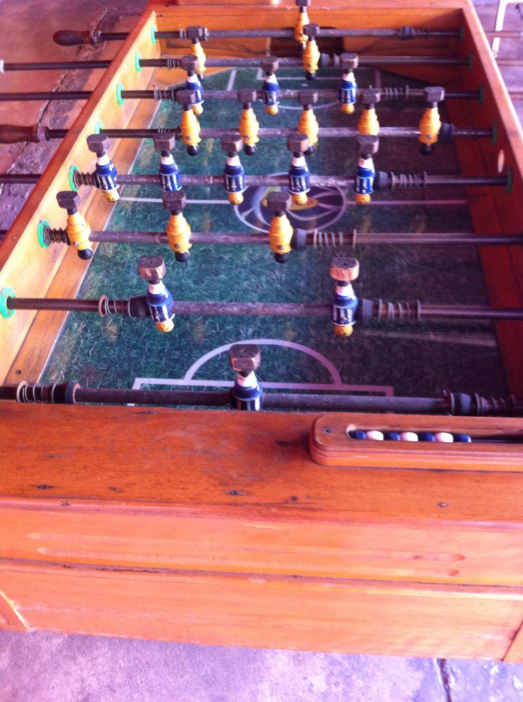 Der <a href="/zonkickerbot/">ZON-Kickerbot</a> auf Auslandstour. #Lima