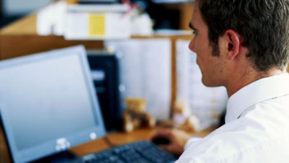 TheOnion's tweet photo. Study Finds Working At Work Improves Productivity http://t.co/S1KQOeeaUQ http://t.co/T5N3TI4yEx