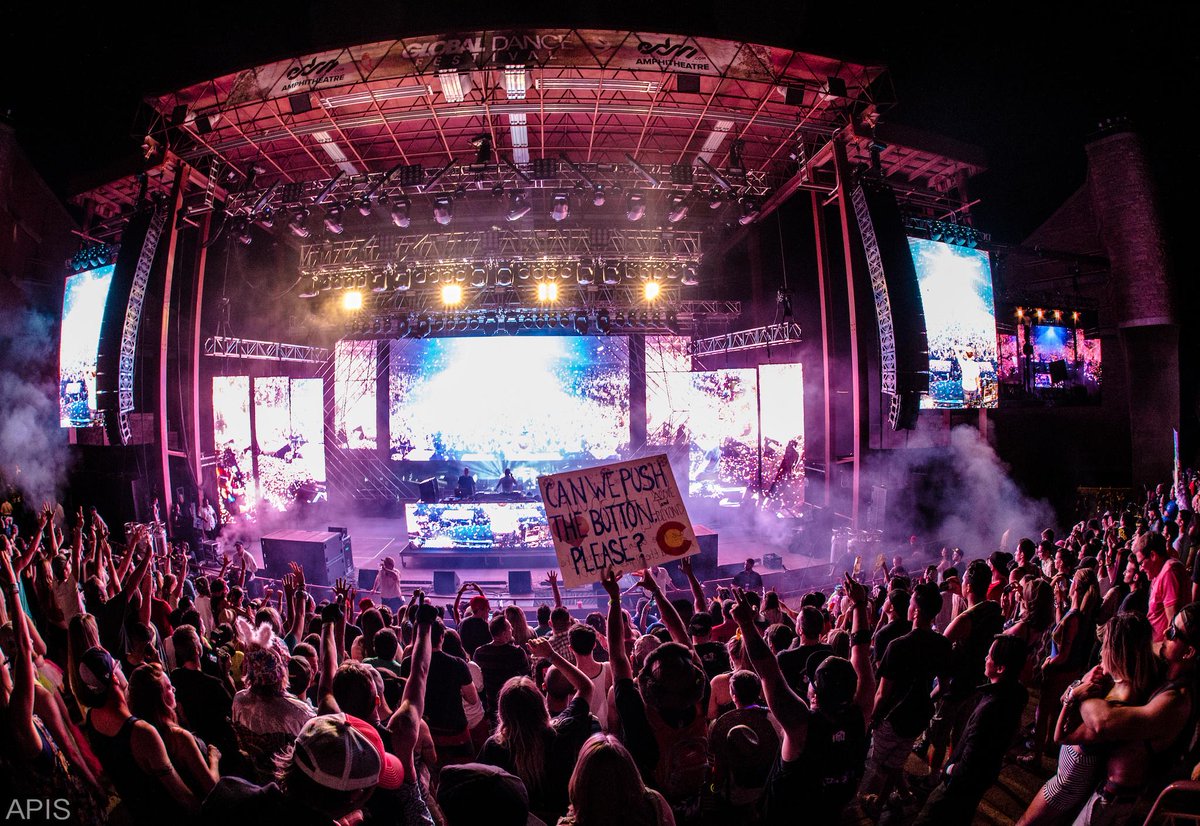 aboveandbeyond's tweet photo. A few π· π·π· from #GDF2015 at @RedRocksOnline last weekend.
#RIPDigger http://t.co/C5S1WlOKqz