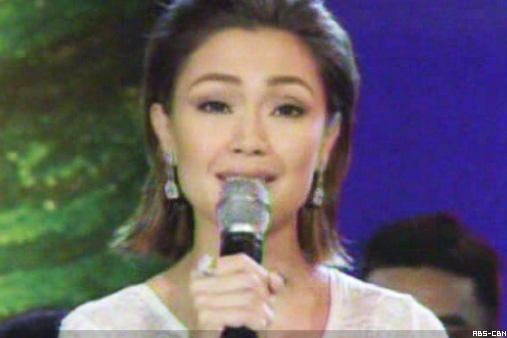 ABSCBN_Showbiz's tweet photo. Amor back with strong words on 'Pangako' http://t.co/kCegMI8krv #PSYAmorIsBack http://t.co/dONwgHRONE