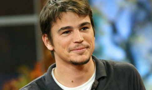 Happy Birthday Josh Hartnett!!   BE HAPPY!!!       ;-)
Tomorrow it\s my turn ...... :-( 