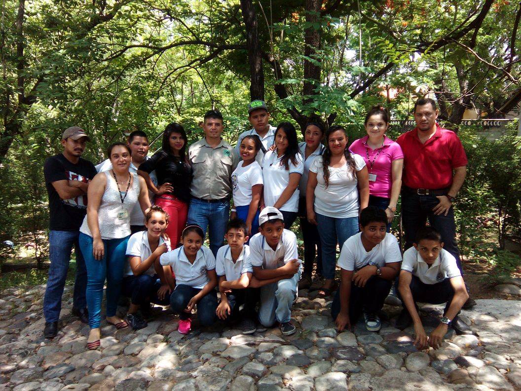 region_oriente's tweet photo. #DRIIIO, realiza Charla ambiental de Fauna Silvestre a estudiantes de Nivel  Básico Estanzuela, Zacapa @CONAPgt http://t.co/fIS4fUCr4w