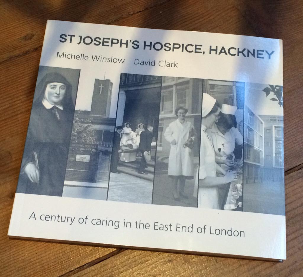 A joyous #graduation 4 me as a #compassionateneighbour this evening. #Hackney #EastLondon @SAfHuk <a href="/StJoHospice/">St Joseph's Hospice</a>