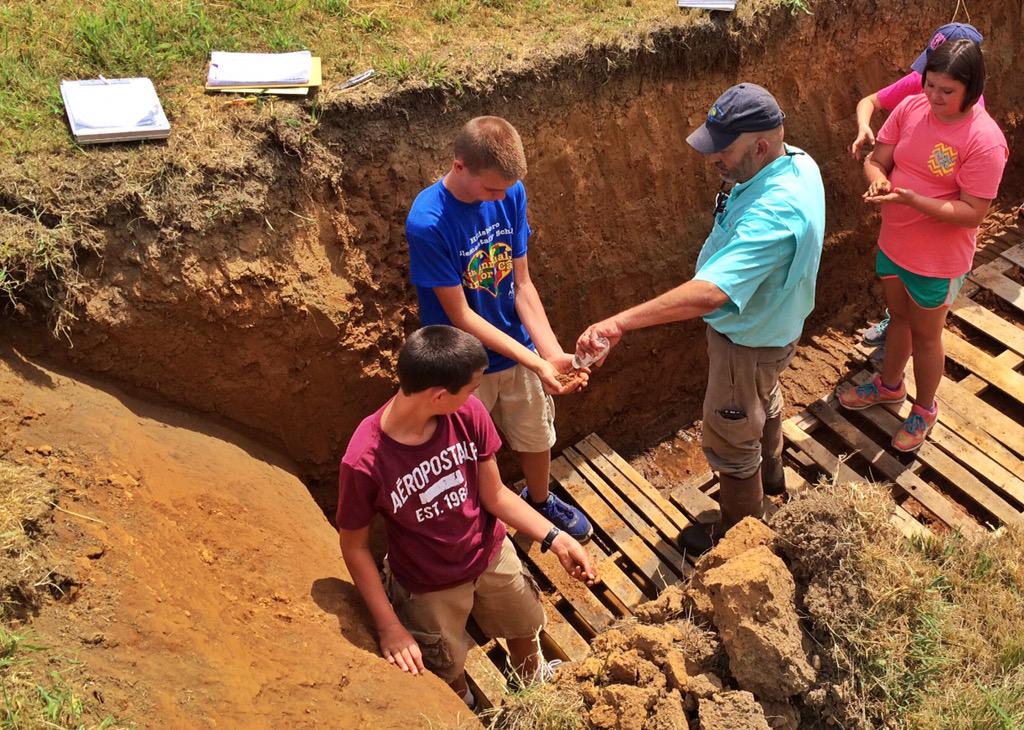 Students learning about soils <a href="/TSUedu/">Tennessee State University</a> research farm. Thanks David McMillen! <a href="/USDA_NRCS/">Natural Resources Conservation Service</a> <a href="/SSSA_soils/">Soil Science Society of America</a> <a href="/CoffeeCoExt/">UT/TSU Ext-Coffee Co</a>