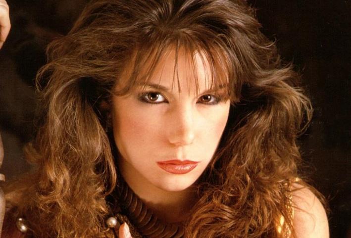 Happy Bday Metal Queen! 