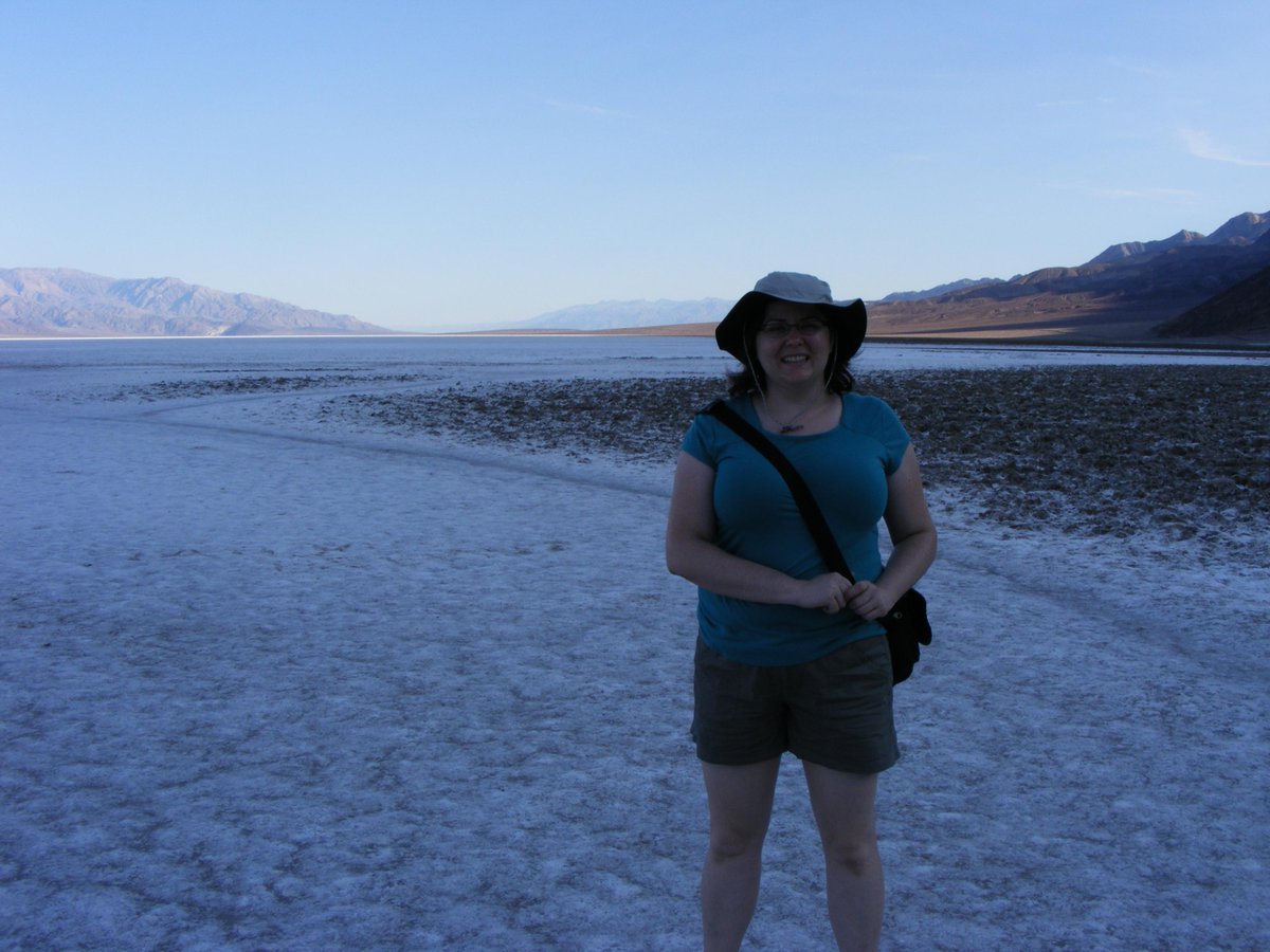 turnipseeds's tweet image. A1. I explored National Parks of the American southwest for 2 weeks. Here I am in Death Valley. #InsuranceThatFits