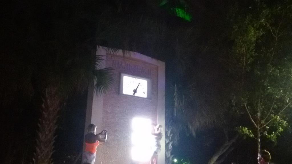 PaoloMarchy's tweet photo. # Rememeber #MiamiBeach #Seaquarium http://t.co/r0Muy7ZyfH
