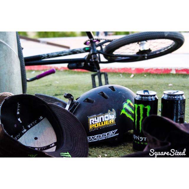 MaxFullerBmx's tweet image. Riding essentials!! Some @MonsterEnergy @MonsterArmy! #monsterarmy #rynopowereu