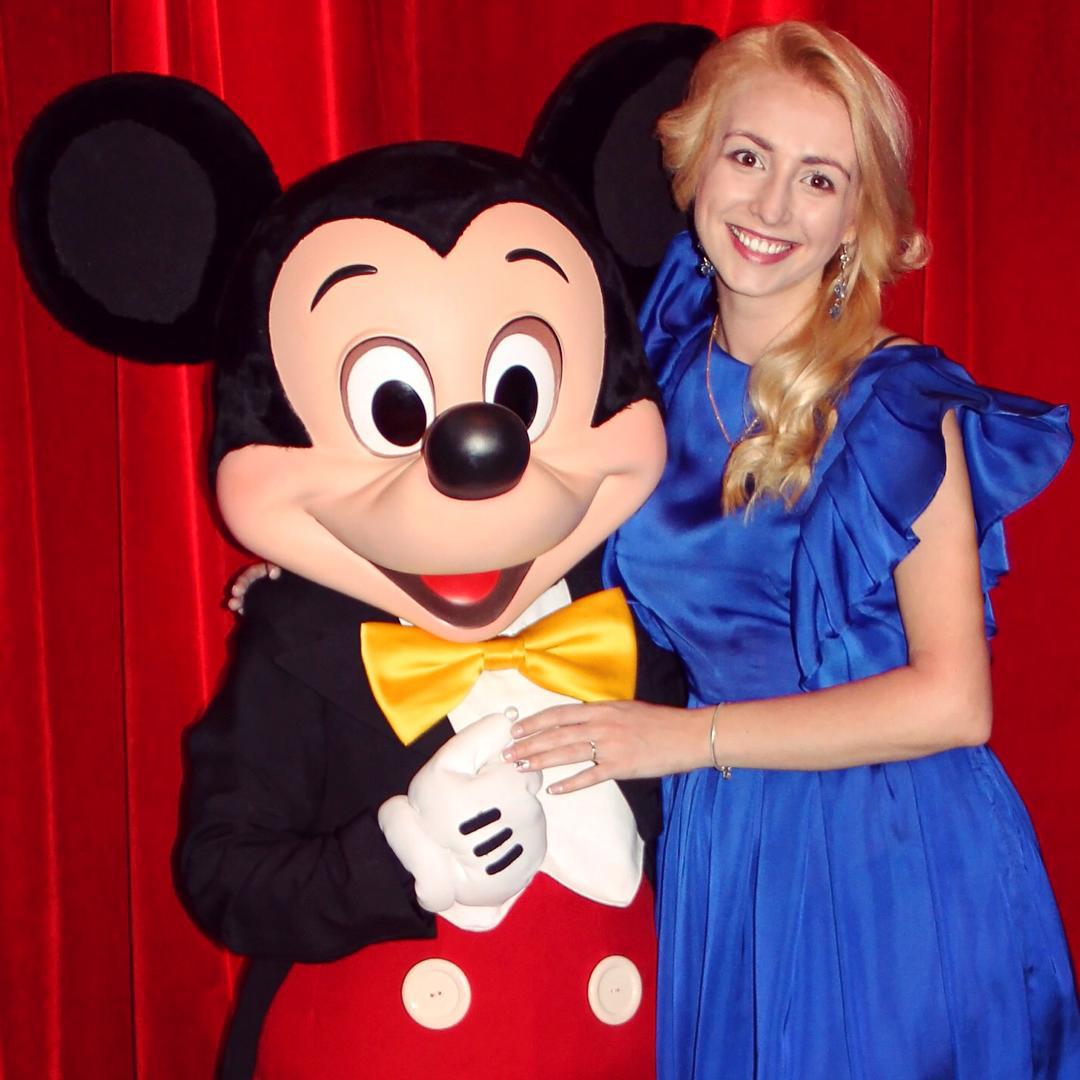 juliasoldatov's tweet photo. #dress #ExpressAtelierJDS #AtelierJDS #JDSstudio #Paris #Disneyland #mywork #mybusiness #fashion http://t.co/q8YhZpbX4y
