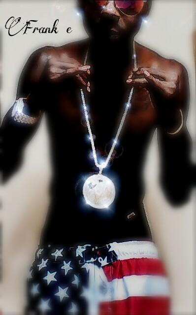 SIMPLY_THE_B__'s tweet photo. LOOKING FOR A MODELLING CAREER. http://t.co/oSdT0BOtAY