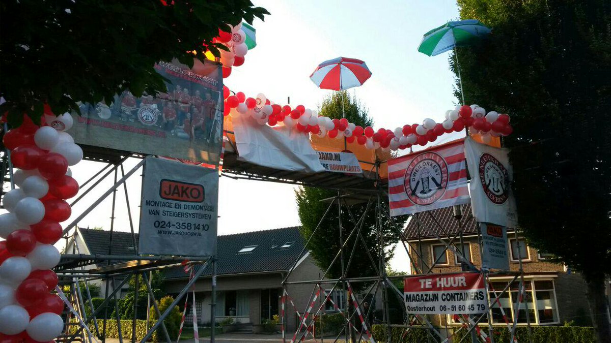 miepie1966's tweet photo. @CorineGLD er wordt weer hard gewerkt hier op Alverna ! http://t.co/VUC5XId51N