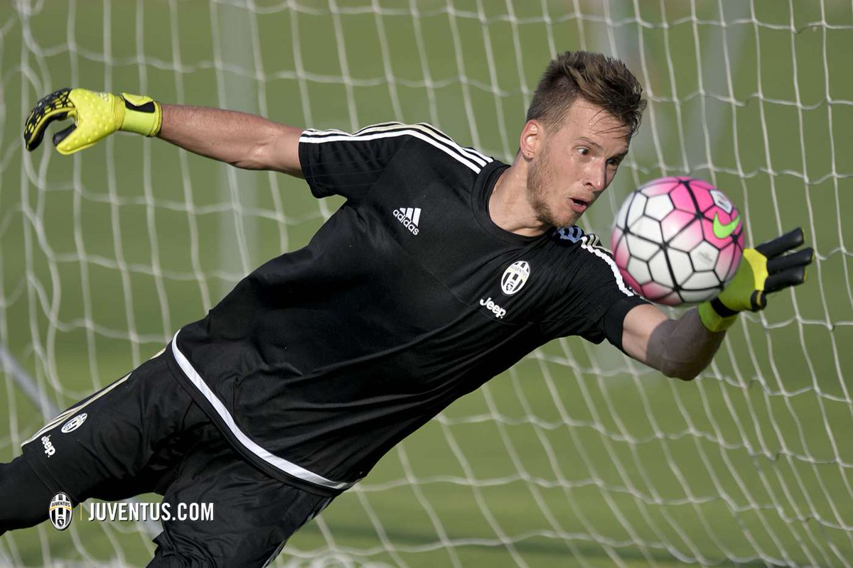 PHOTOS: Shotstoppers! Our four goalkeepers ensure there's no way past in Vinovo.