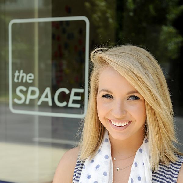 thespacewofford's tweet photo. .@virginiamccully is an #English major, #kickboxer and #Institute2015 participant! http://t.co/LyImHAavCu http://t.co/6WbSLNKEPJ