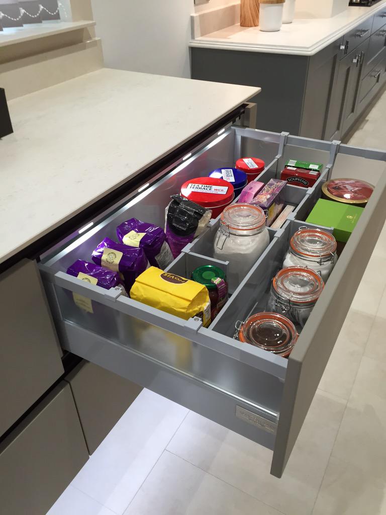 kitchenthinkUK's tweet photo. Thinking inside the box Orga Line what's it all about? #GH #masterclasskit http://t.co/TsmD0emlkW