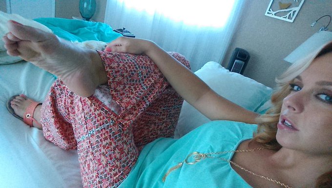 Beg for them foot slaves!  Ah ah ah...no touching!  Use your nose. http://t.co/FoM8ud9gsP