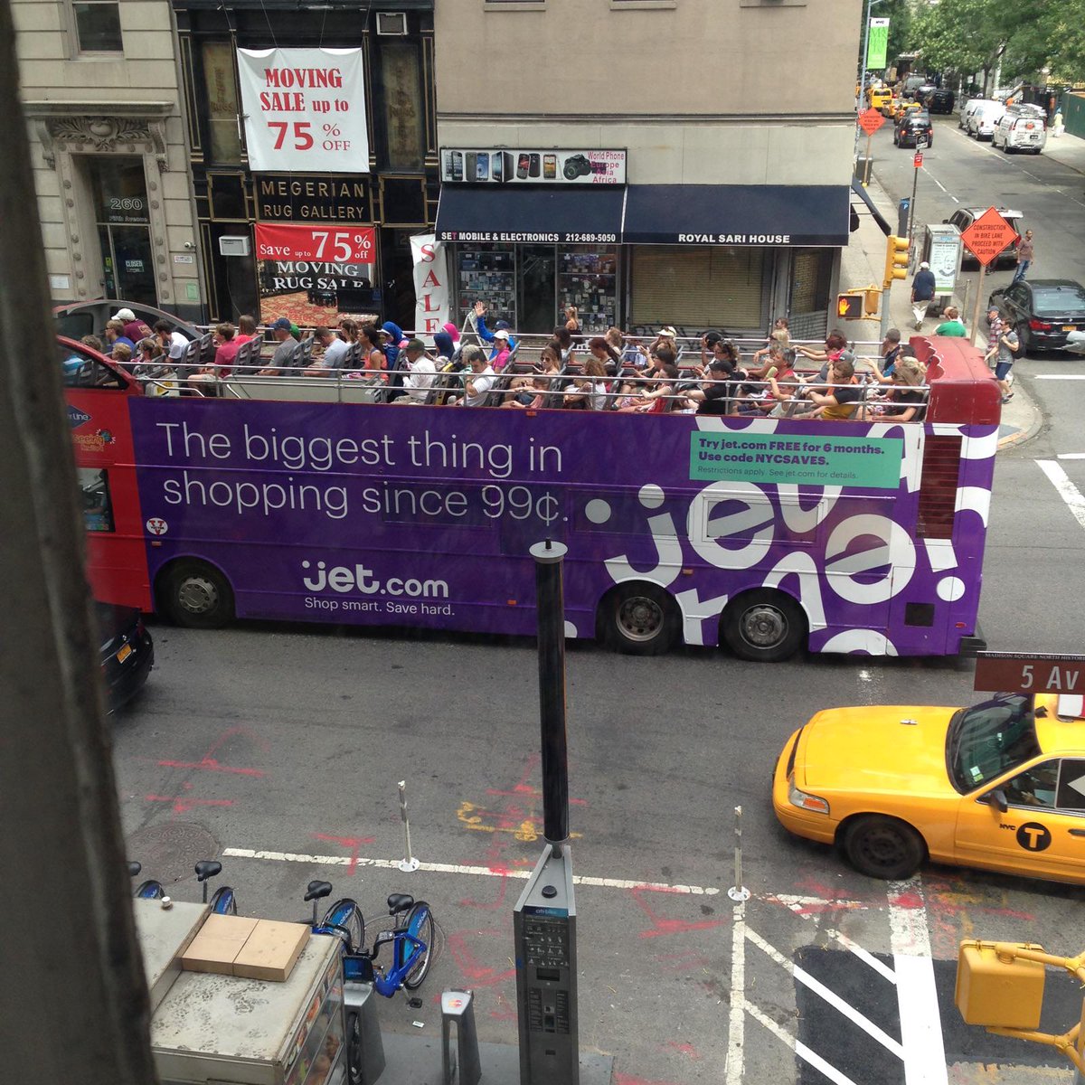 dkcnews's tweet photo. The re-invention of e-commerce has launched! Watch @Jet's segment on the @TODAYshow #JETLAUNCH http://t.co/Lm9CQO2W4f http://t.co/7hCE25ilH9