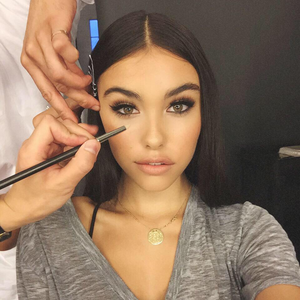 girIslay's tweet photo. slaying at 16... 😍😍😍 http://t.co/lHQToBySof