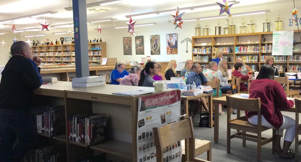 debbiewwaggoner's tweet image. Great day exploring #CarnegieLearning with @TheLeestownWay math department