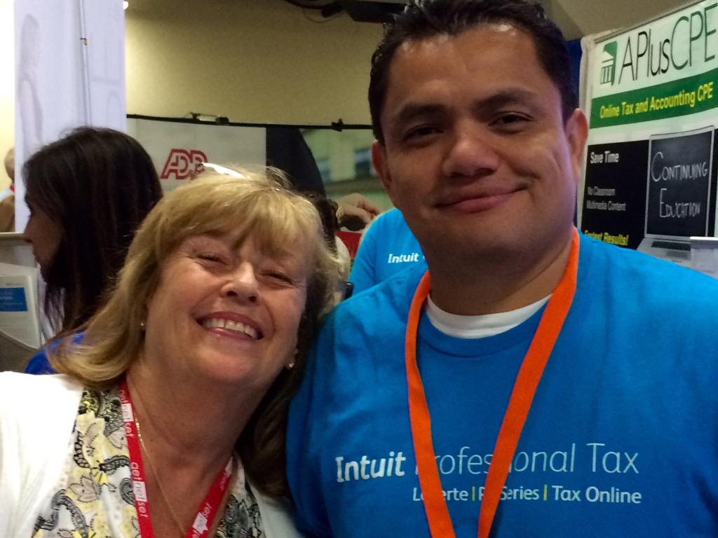 ApatelAsha's tweet photo. Another delighted customer #IntuitLife http://t.co/XNSg54B8NR