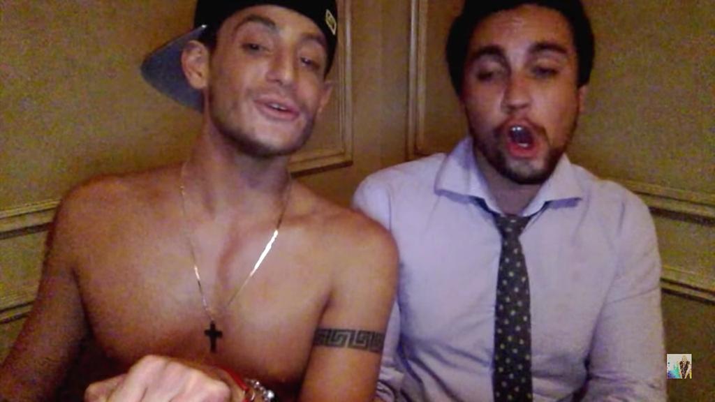 silva_jencries's tweet photo. π #toplesstuesday #Grandtourage https://t.co/3PpoTly6fe @FrankieJGrande @chestersee #HowWonderfulLifeIs http://t.co/6U9fXADJiL