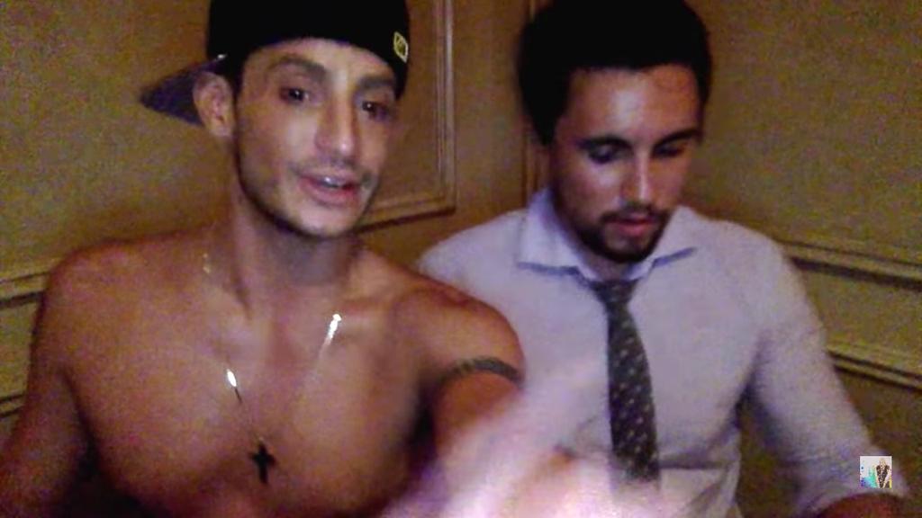silva_jencries's tweet photo. π #toplesstuesday #Grandtourage https://t.co/3PpoTly6fe @FrankieJGrande @chestersee #HowWonderfulLifeIs http://t.co/6U9fXADJiL