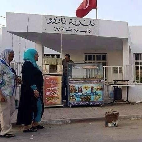 karim2k's tweet photo. C'est officiel, les municipalités Tunisiennes ouvrent des guichets avancés pour le service Chappati plus http://t.co/wrXm6hxN6M