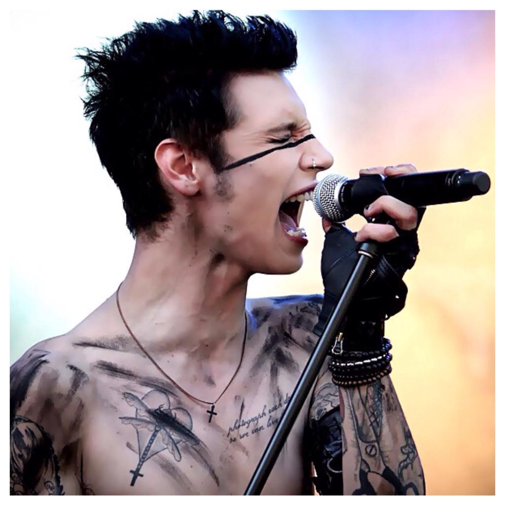 ANDYAESTHETlCS's tweet image. 