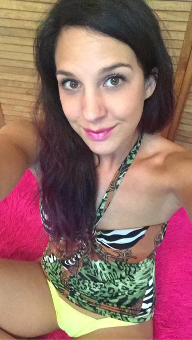 Just turning on my cam! Find me here..  http://t.co/4duLxQzxYX @MyFreeCams @MobileMFC http://t.co/c0<a href="/tag/footfetish"class="tags"><span>#footfetish</span></a><a href="/tag/feet"class="tags"><span>#feet</span></a><a href="/tag/sexytoes"class="tags"><span>#sexytoes</span></a>