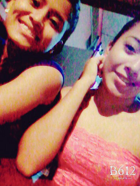 Danelly99's tweet photo. Q noche 👌✌😂 http://t.co/CoQ5fzeuJu