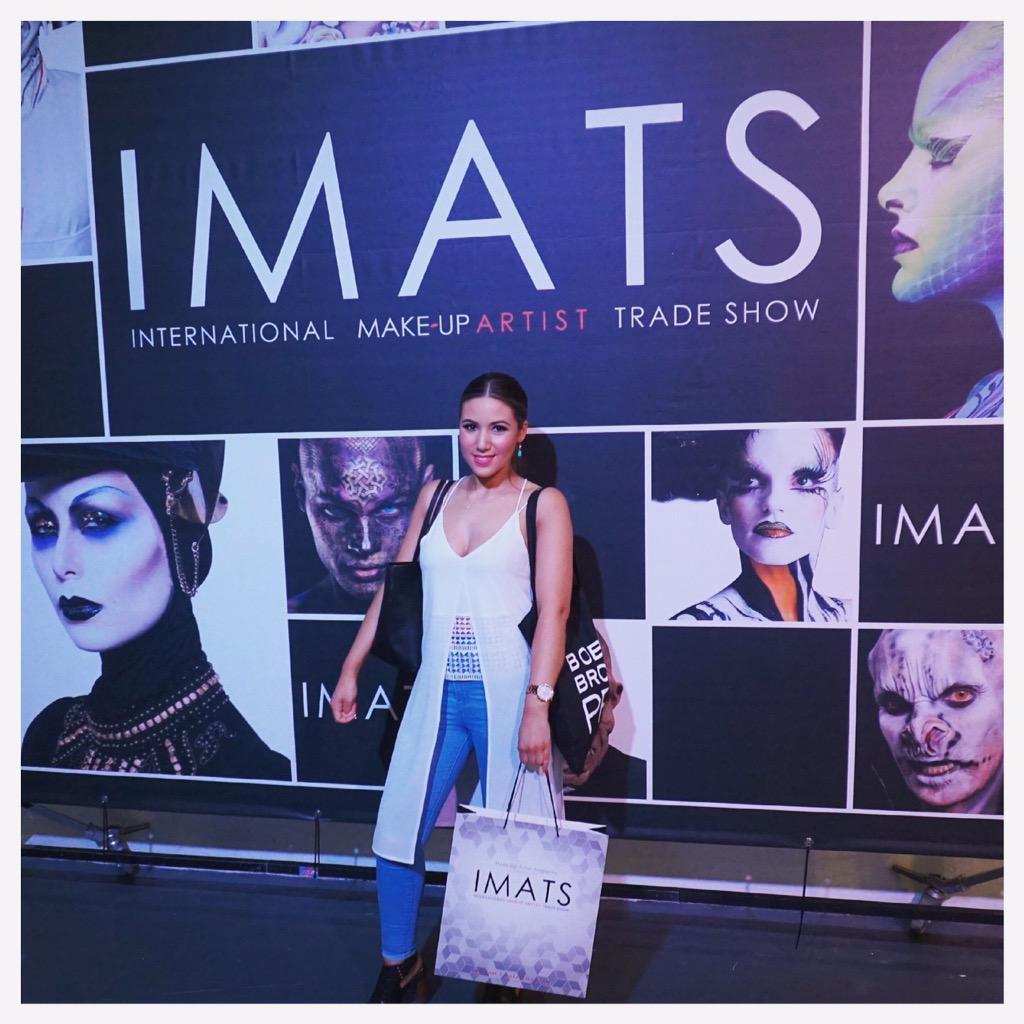 MonasEyesBeauty's tweet photo. My #IMATSLondon vlog is now live on my @YouTube channel http://t.co/941hX1NhPP #bblogger #IMATS2015 #Makeup #beauty http://t.co/abm1RgY2ig