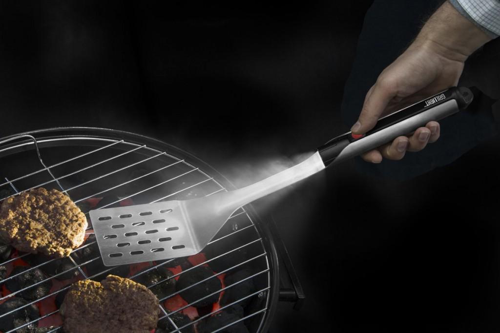 UniqueHunters4u's tweet photo. #Grillight LED Grilling #Spatula Makes Even the Oldest of Vampires Cringe ... - https://t.co/VOUbeI48UL #Bbq http://t.co/XvV8894gv3