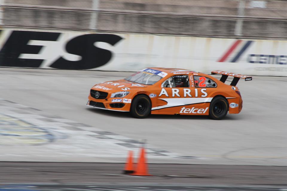 Telcel_Racing's tweet photo. ¡Checa la galería de imágenes del #AgsFest! #SúperCopaTelcel
http://t.co/3Cnet1xl7x http://t.co/nmdNTJC3Eu