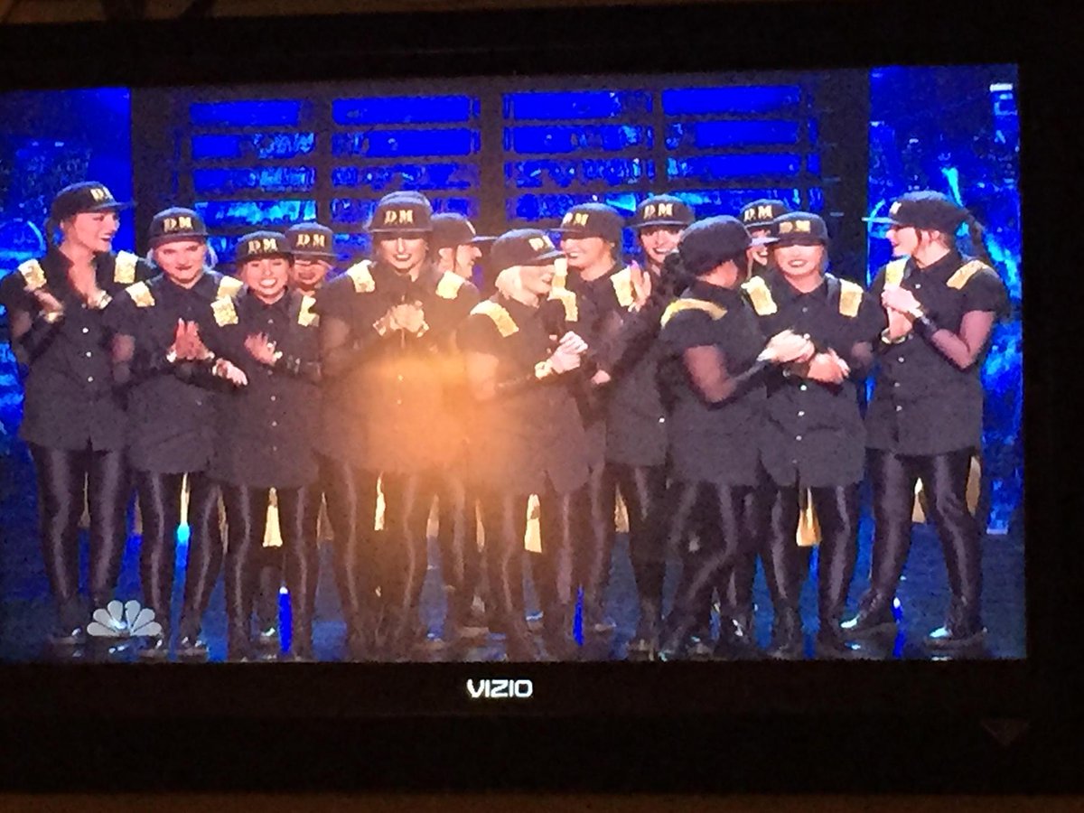 Awake_surrender's tweet photo. Fiere d'etre Femme!!! #americasgottalent #DMnation #quebecoises http://t.co/myYqAGmiAv