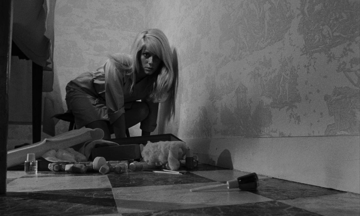 OnePerfectShot's tweet image. REPULSION (1965) Director of Photography: Gilbert Taylor | Director: Roman Polanski