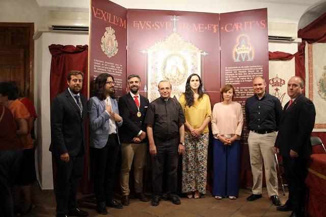 Presentación de la Coronación Canónica de la Virgen de la Cabeza de El Carpio gentedepaz1940.blogspot.com.es/2015/07/presen…